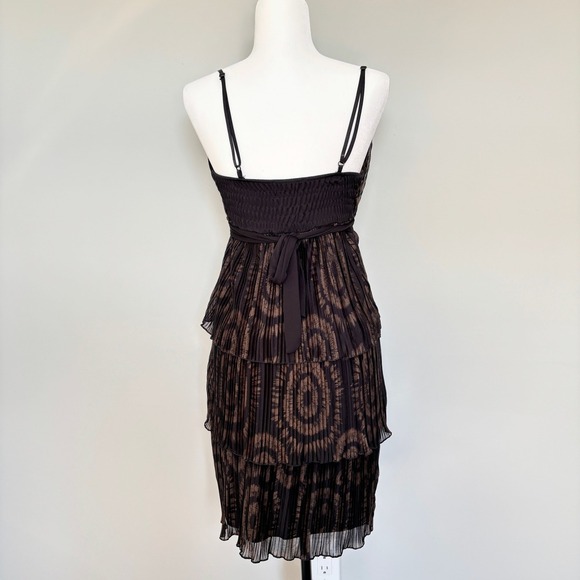 Women's Size M Dress Dark Romantic Pleated Tiered Flirty Cocktail Party Black - Picture 8 of 16